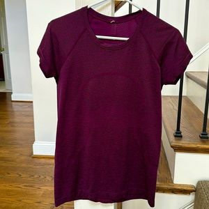Lululemon Swiftly Tech Short-Sleeve Shirt Size 10 Pink Magenta Marled
